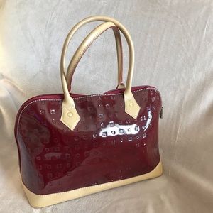 Arcadia patent leather purse